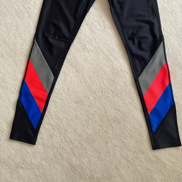 Like New PE nation PE Nation First Gen Colorblock Print Leggings in size Medium - Picture 3 of 8
